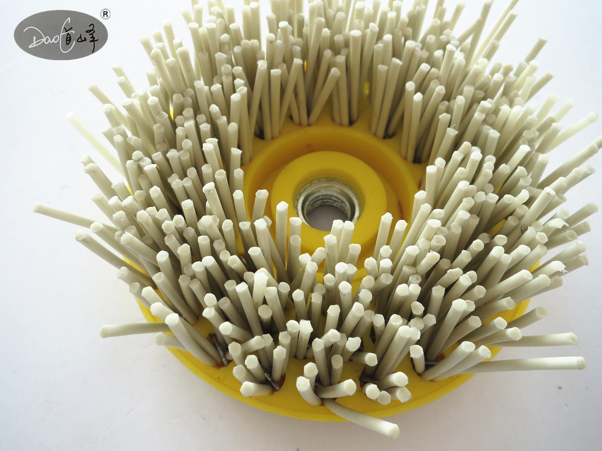 Diamond Antique Brush