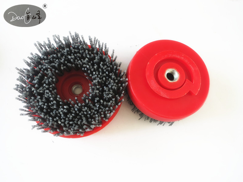 Diamond Antique Brush